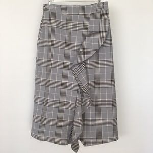 Gap ruffle pencil skirt